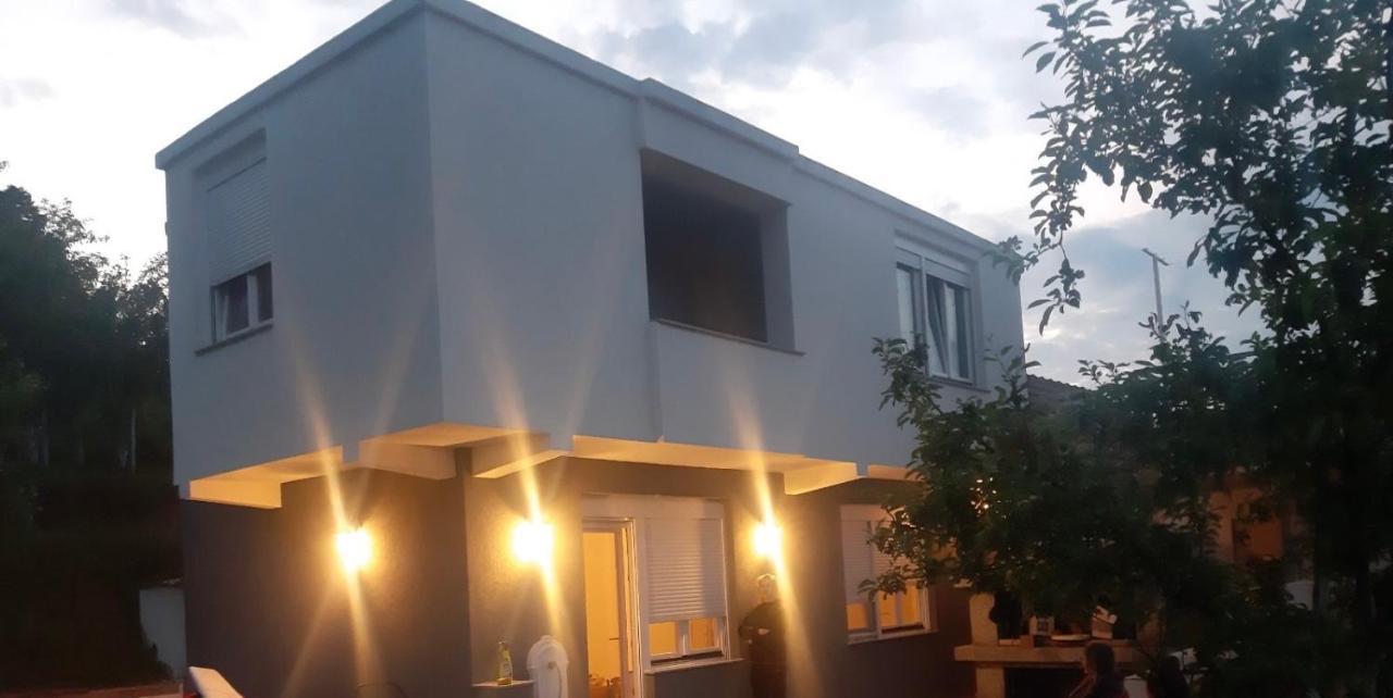 Resting House Oaza Villa Bihać Eksteriør bilde