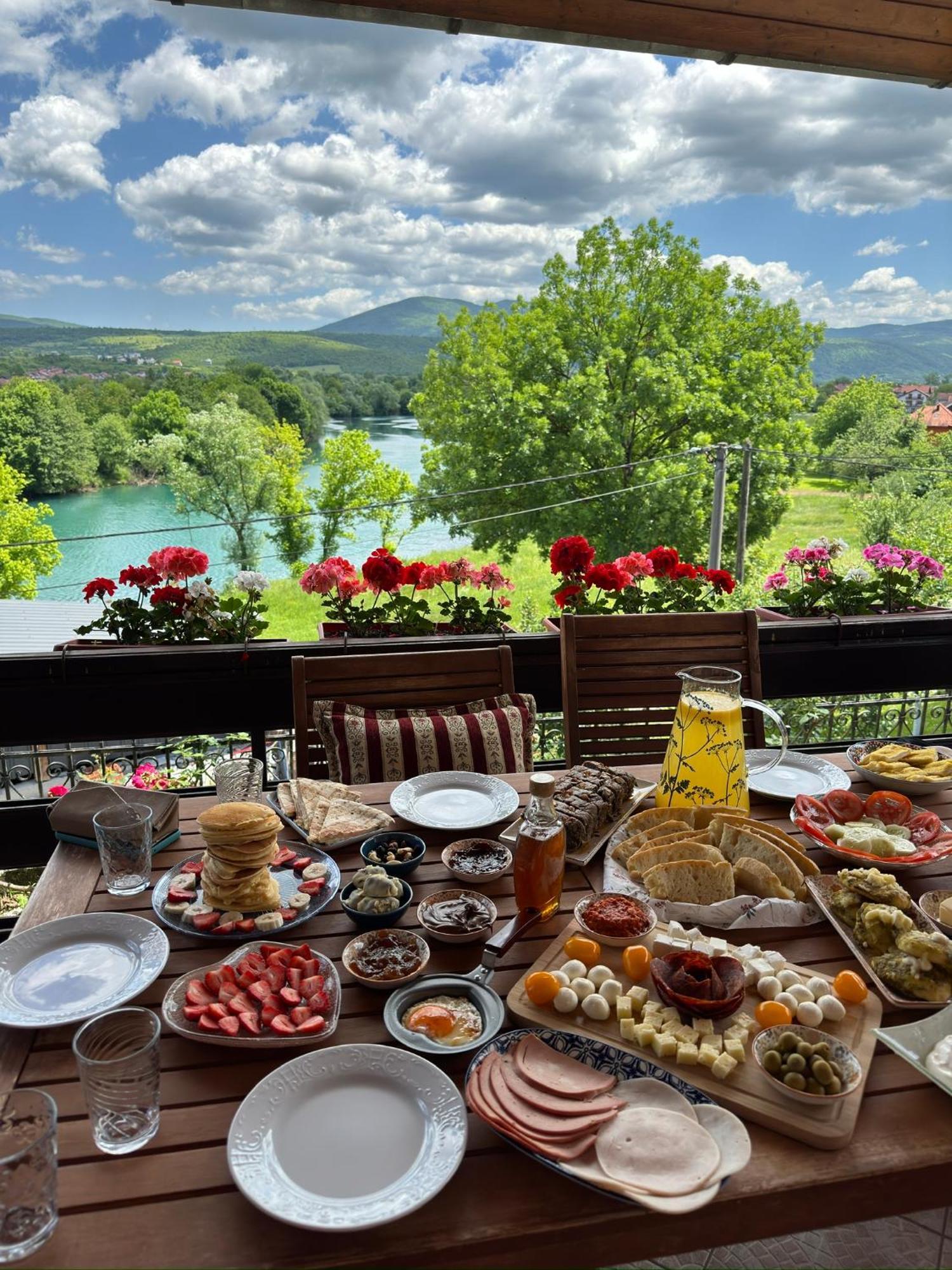 Resting House Oaza Villa Bihać Eksteriør bilde