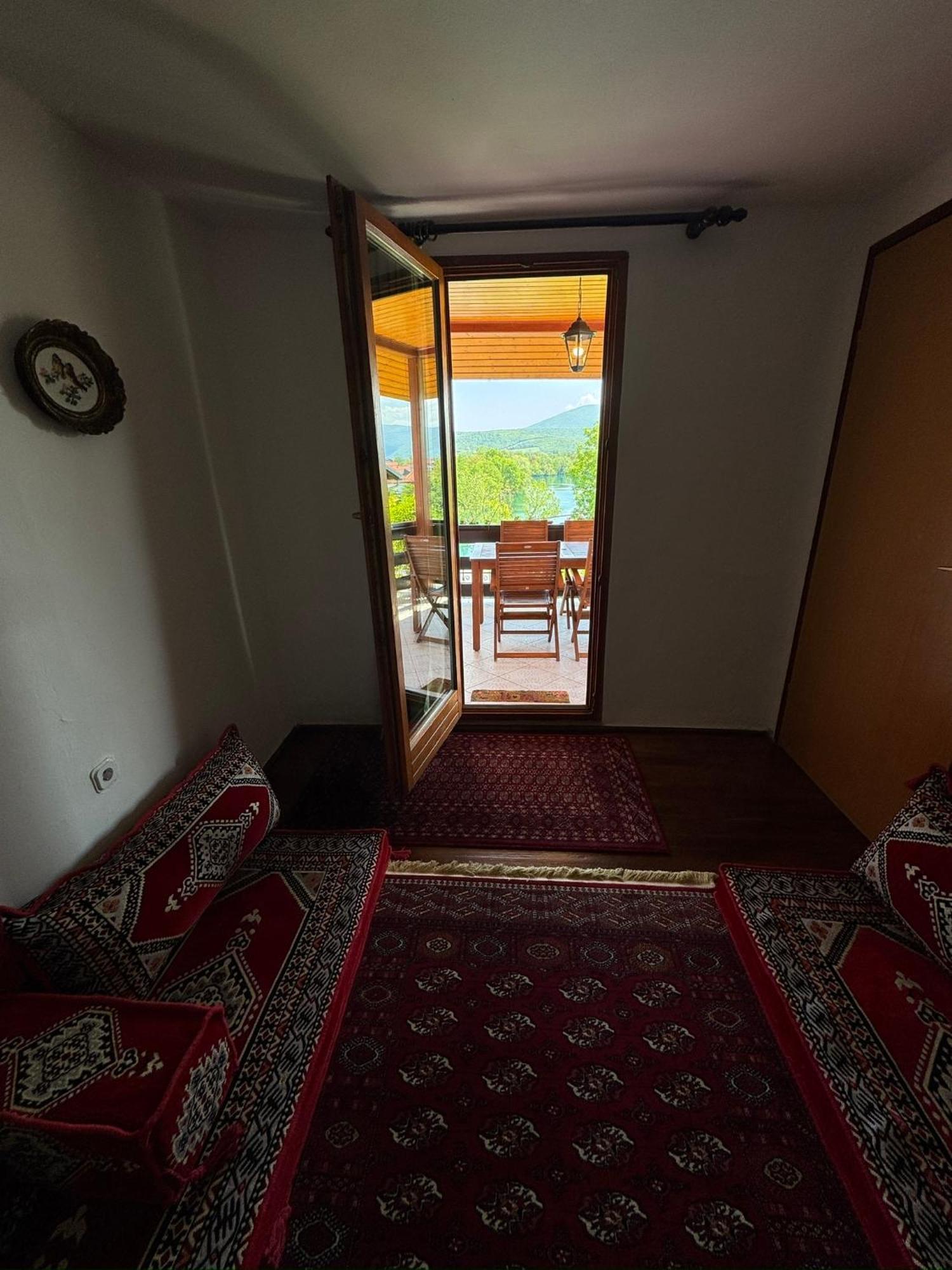 Resting House Oaza Villa Bihać Eksteriør bilde