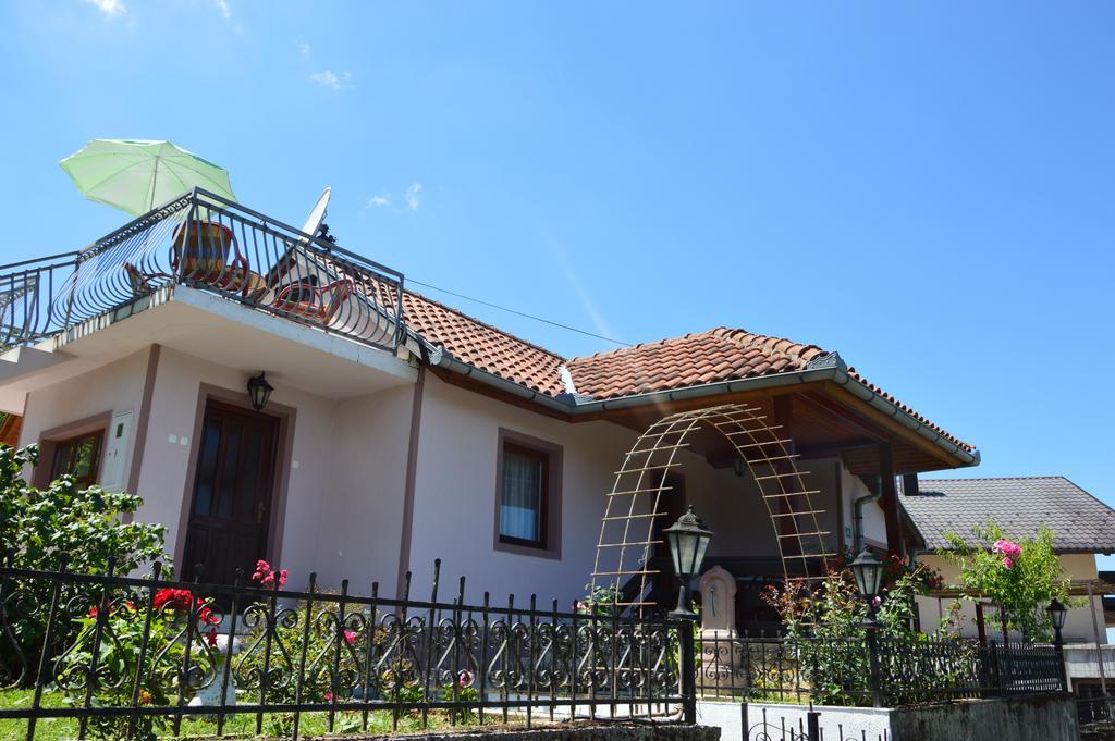 Resting House Oaza Villa Bihać Eksteriør bilde
