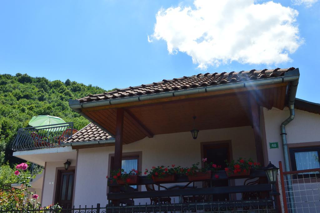Resting House Oaza Villa Bihać Eksteriør bilde